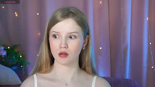 LilianHoward online show from December 2025 12:23:02 PM