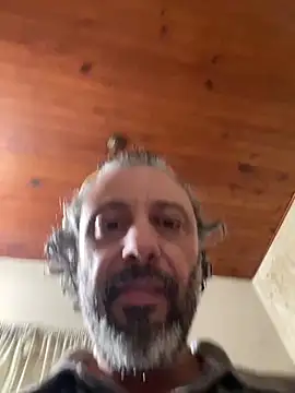 Petebulimia online show from April 2026 04:20:01 PM