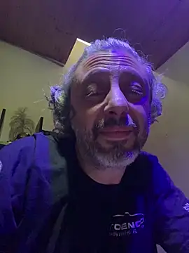 Petebulimia online show from April 2026 07:31:02 PM