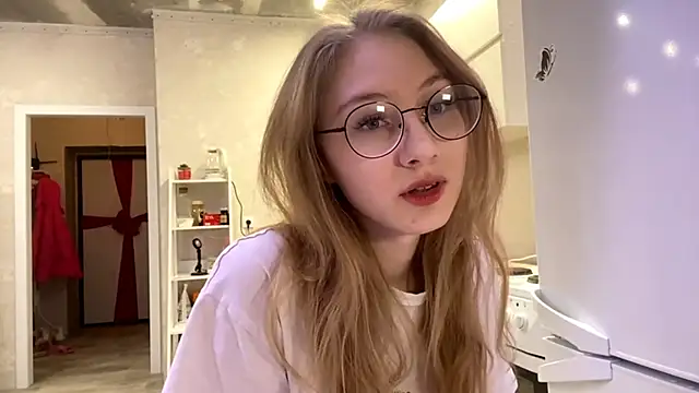 MargyDejong online show from December 2025 05:51:01 PM