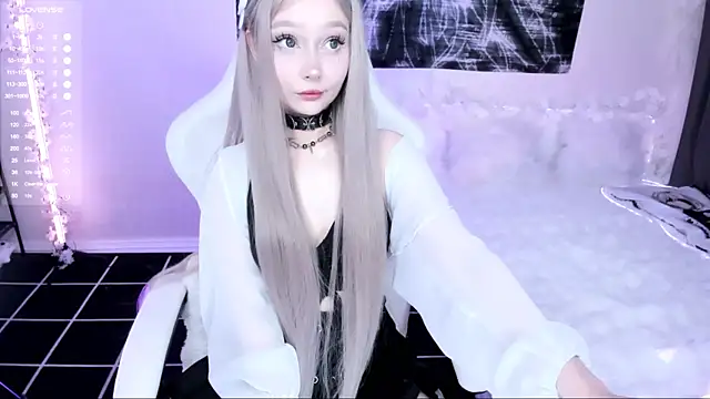 lyric4 online show from July 2026 09:25:02 PM