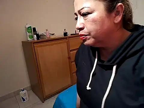 Snapshot of pamela_08 chatting on December 2025 03:13:02 AM pamela 08 online show from December 2025 03:13:02 AM