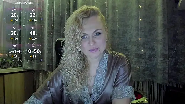 Snapshot of LanaLight_x chatting on January 2026 06:55:02 PM LanaLight x online show from January 2026 06:55:02 PM