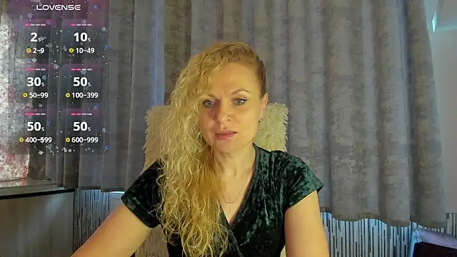 LanaLight x online show from May 2026 03:02:02 AM