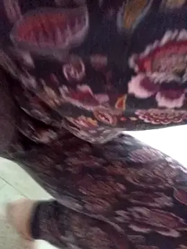 gatitachula93 online show from April 2026 07:18:02 PM