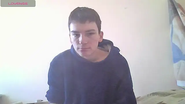 Snapshot of leo_cutie chatting on February 2026 10:19:02 AM leo cutie online show from February 2026 10:19:02 AM