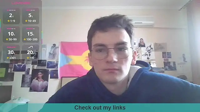 Snapshot of leo_cutie chatting on February 2026 10:58:01 AM leo cutie online show from February 2026 10:58:01 AM