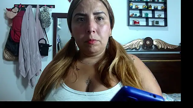 Snapshot of moritamori chatting on January 2026 03:56:01 AM moritamori online show from January 2026 03:56:01 AM