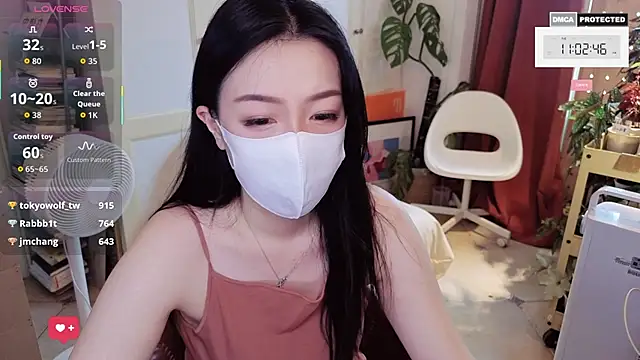 nayomi 34f online show from May 2026 03:03:02 AM