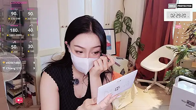 nayomi 34f online show from May 2026 06:30:02 AM
