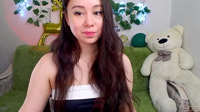 Snapshot of AlinaEleven chatting on February 2026 10:03:02 PM AlinaEleven online show from February 2026 10:03:02 PM