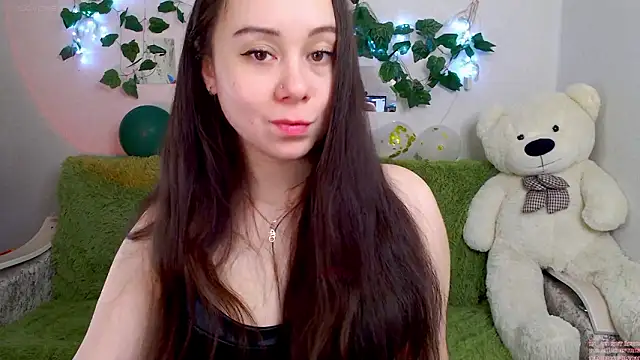 Snapshot of AlinaEleven chatting on February 2026 11:32:01 PM AlinaEleven online show from February 2026 11:32:01 PM