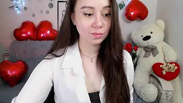 AlinaEleven online show from May 2026 10:49:02 PM