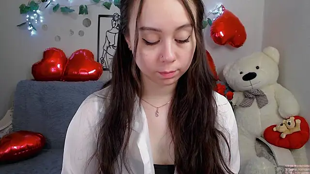 AlinaEleven online show from May 2026 09:52:01 PM