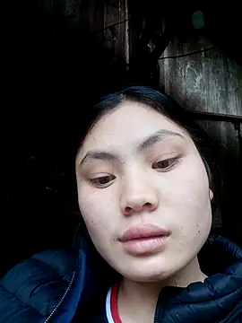 Snapshot of Hilary-123 chatting on February 2026 02:05:02 AM Hilary-123 online show from February 2026 02:05:02 AM