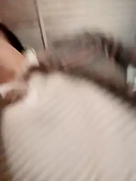 Snapshot of Hilary-123 chatting on February 2026 02:41:02 AM Hilary-123 online show from February 2026 02:41:02 AM