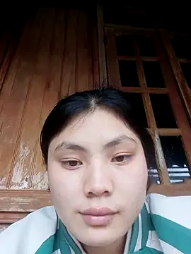 Snapshot of Hilary-123 chatting on February 2026 01:45:04 AM Hilary-123 online show from February 2026 01:45:04 AM