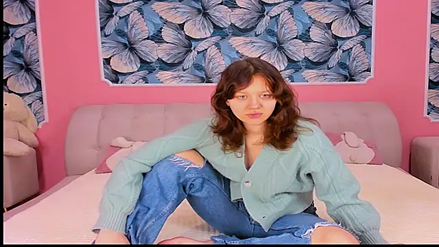 Snapshot of TRINITI_MOON chatting on January 2026 10:41:02 AM TRINITI MOON online show from January 2026 10:41:02 AM