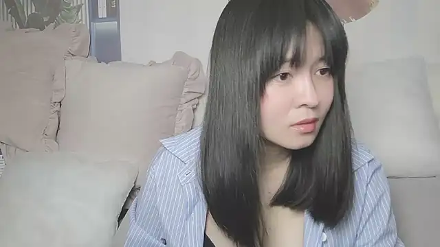 Snapshot of Cheri99 chatting on December 2025 03:42:01 PM Cheri99 online show from December 2025 03:42:01 PM