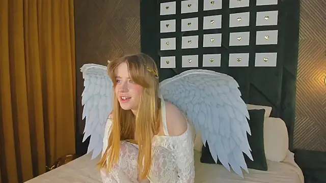 Snapshot of Victori_Fox chatting on February 2026 12:29:02 AM Victori Fox online show from February 2026 12:29:02 AM