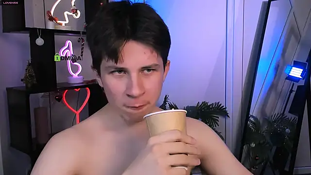 Snapshot of leo_valor chatting on January 2026 05:57:02 AM leo valor online show from January 2026 05:57:02 AM