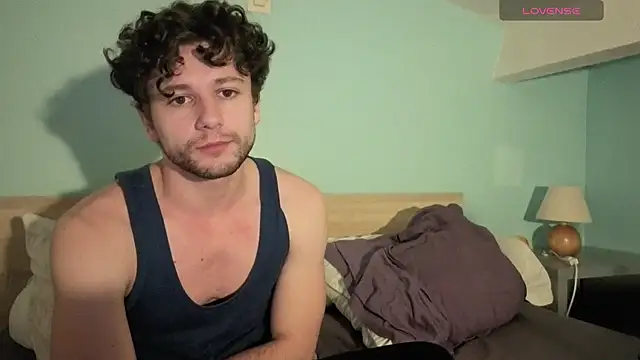 Snapshot of EvanIz101 chatting on January 2026 11:18:01 PM EvanIz101 online show from January 2026 11:18:01 PM