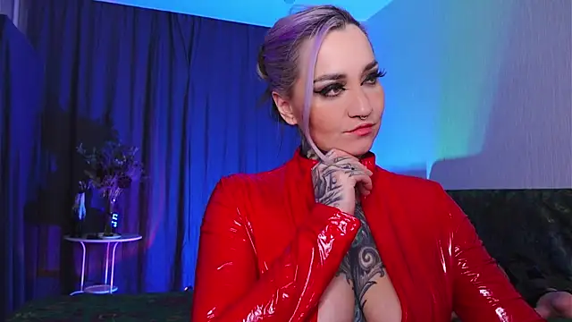 Snapshot of MistressDarkSindel chatting on December 2025 05:07:02 PM MistressDarkSindel online show from December 2025 05:07:02 PM