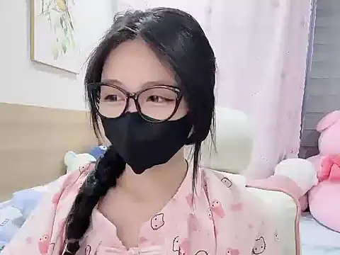 Snapshot of Yuyu-baobei chatting on January 2026 06:57:01 PM Yuyu-baobei online show from January 2026 06:57:01 PM