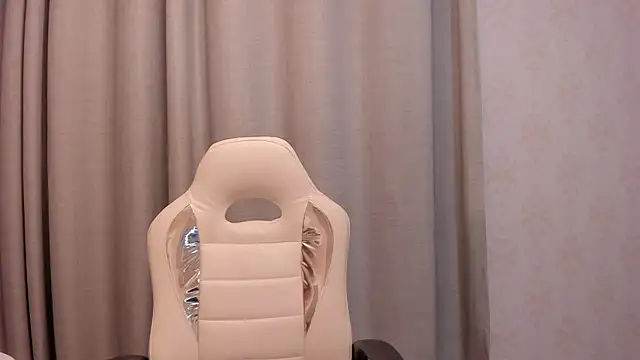 Snapshot of Miss_dare chatting on January 2026 10:20:01 AM Miss dare online show from January 2026 10:20:01 AM