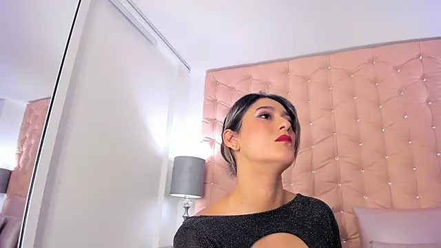 Snapshot of JulietaWales chatting on February 2026 11:43:02 AM JulietaWales online show from February 2026 11:43:02 AM