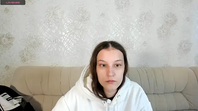 Snapshot of KrisDoeil chatting on May 2026 01:55:01 AM KrisDoeil online show from May 2026 01:55:01 AM