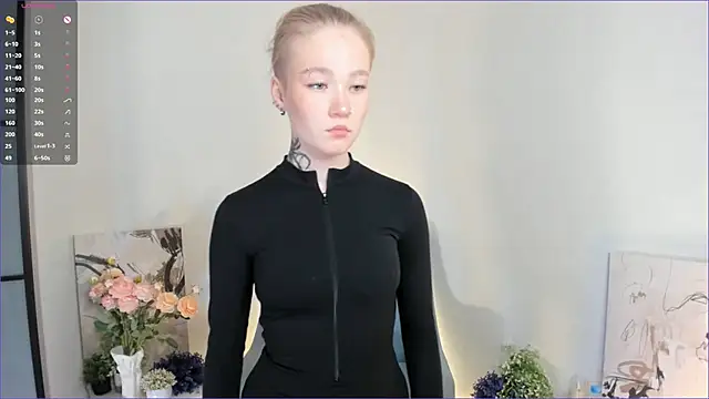 Snapshot of MaireLanda chatting on January 2026 04:28:01 AM MaireLanda online show from January 2026 04:28:01 AM