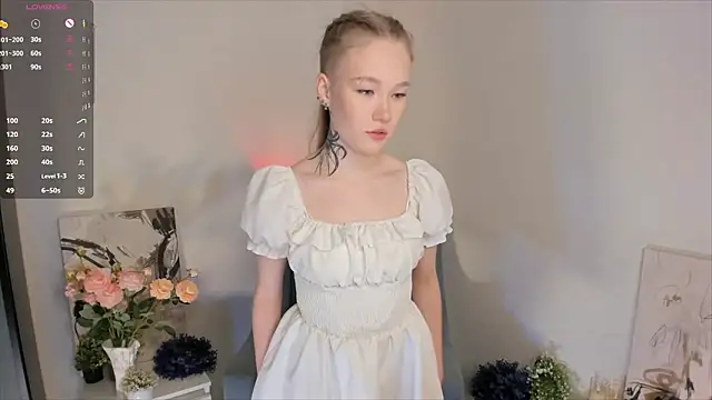 Snapshot of MaireLanda chatting on February 2026 04:39:02 AM MaireLanda online show from February 2026 04:39:02 AM