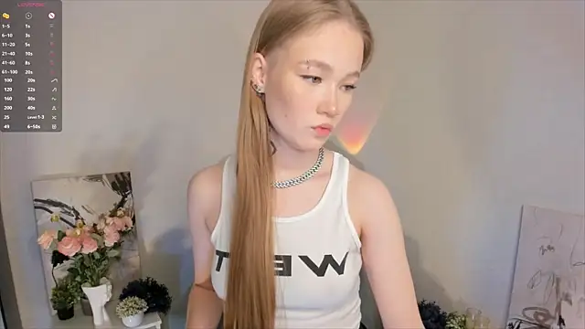 Snapshot of MaireLanda chatting on February 2026 04:06:01 AM MaireLanda online show from February 2026 04:06:01 AM