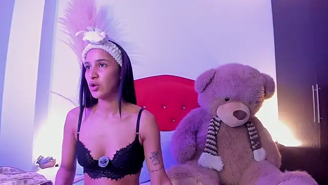 Samantha luv  online show from May 2026 05:57:01 AM