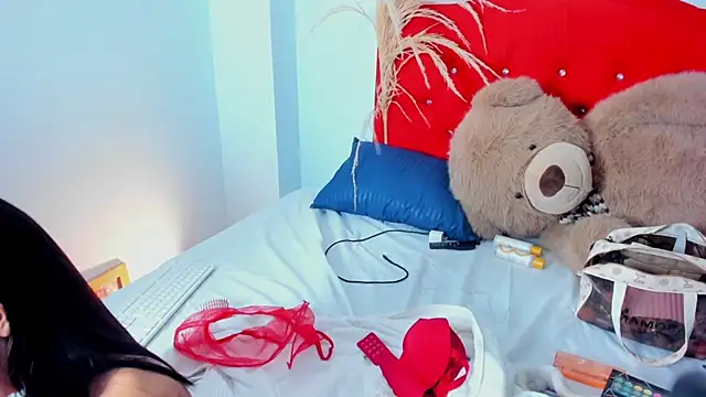 Samantha luv  online show from May 2026 03:48:01 AM