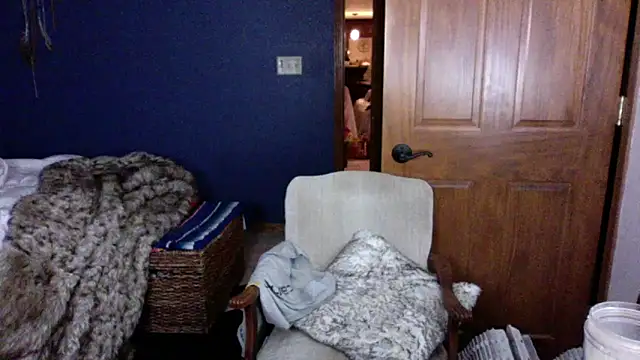 Snapshot of SpunRedneck chatting on December 2025 10:56:02 AM SpunRedneck online show from December 2025 10:56:02 AM