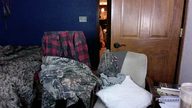 Snapshot of SpunRedneck chatting on January 2026 10:31:02 AM SpunRedneck online show from January 2026 10:31:02 AM