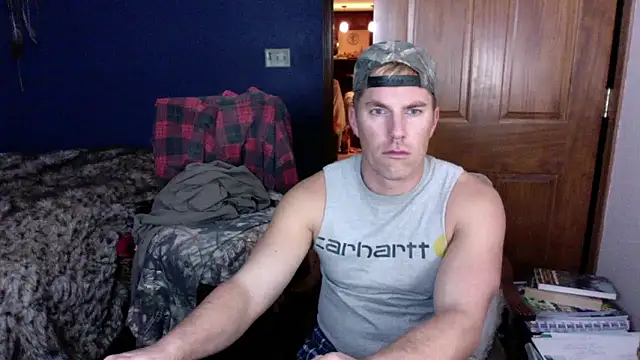 Snapshot of SpunRedneck chatting on January 2026 10:59:02 PM SpunRedneck online show from January 2026 10:59:02 PM