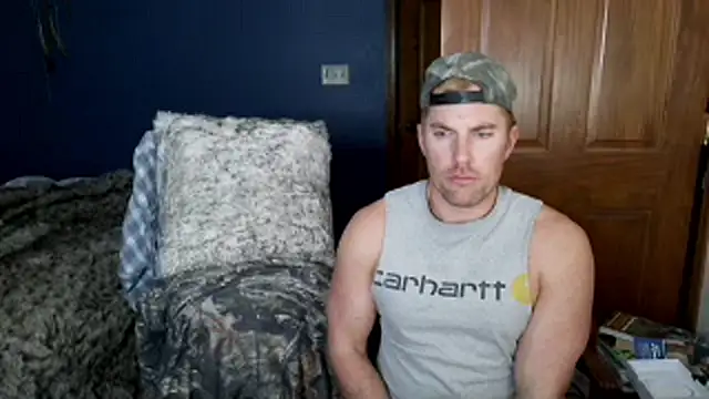 Snapshot of SpunRedneck chatting on February 2026 11:47:02 PM SpunRedneck online show from February 2026 11:47:02 PM