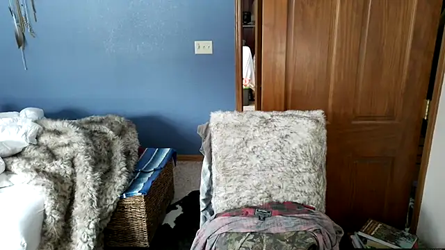 Snapshot of SpunRedneck chatting on February 2026 05:38:01 PM SpunRedneck online show from February 2026 05:38:01 PM