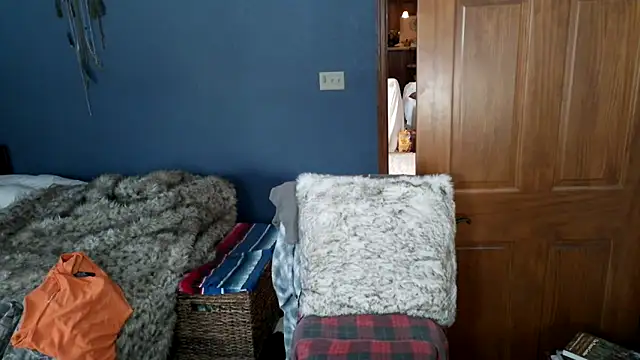 Snapshot of SpunRedneck chatting on February 2026 10:49:02 PM SpunRedneck online show from February 2026 10:49:02 PM