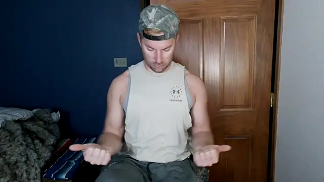 Snapshot of SpunRedneck chatting on February 2026 10:47:02 AM SpunRedneck online show from February 2026 10:47:02 AM