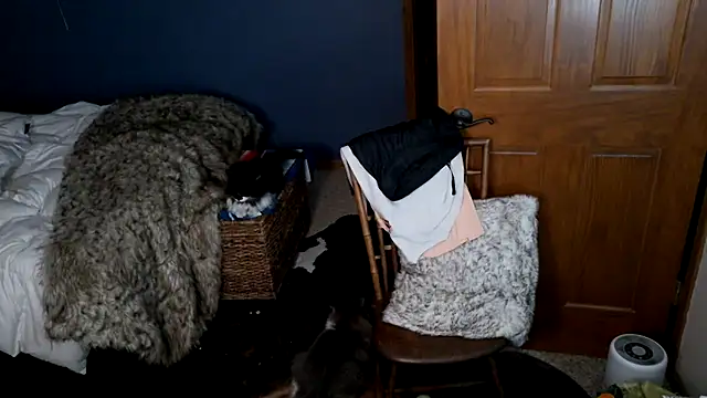 Snapshot of SpunRedneck chatting on March 2026 09:21:02 AM SpunRedneck online show from March 2026 09:21:02 AM