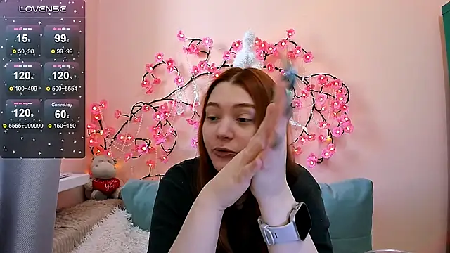 Snapshot of Ungoliant_Kiss chatting on February 2026 12:20:02 PM Ungoliant Kiss online show from February 2026 12:20:02 PM