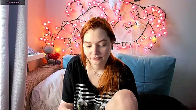 Ungoliant Kiss online show from June 2026 06:12:01 PM