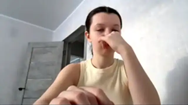 EllieBerrie online show from December 2025 09:47:01 AM