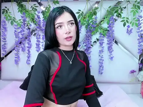 liinzy rouse69 online show from December 2025 02:43:02 PM