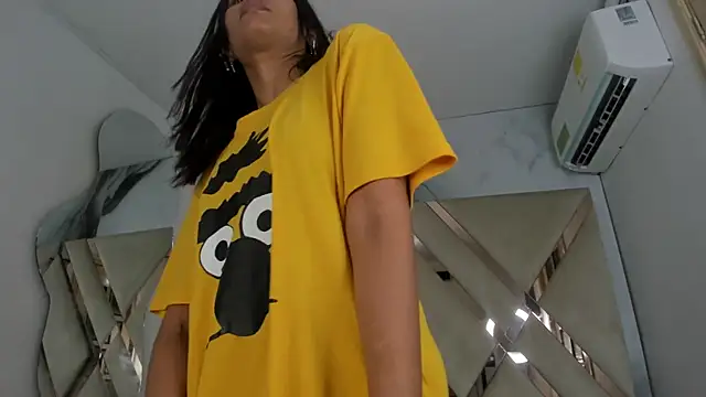 Snapshot of Ladymadinght chatting on February 2026 01:41:02 PM Ladymadinght online show from February 2026 01:41:02 PM