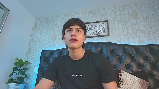 Snapshot of Lander_Cruz chatting on February 2026 07:52:02 PM Lander Cruz online show from February 2026 07:52:02 PM